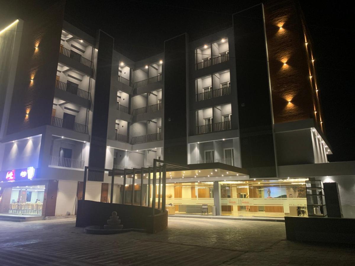 Comfort Inn , Statue Of Unity Kevadia Dış mekan fotoğraf
